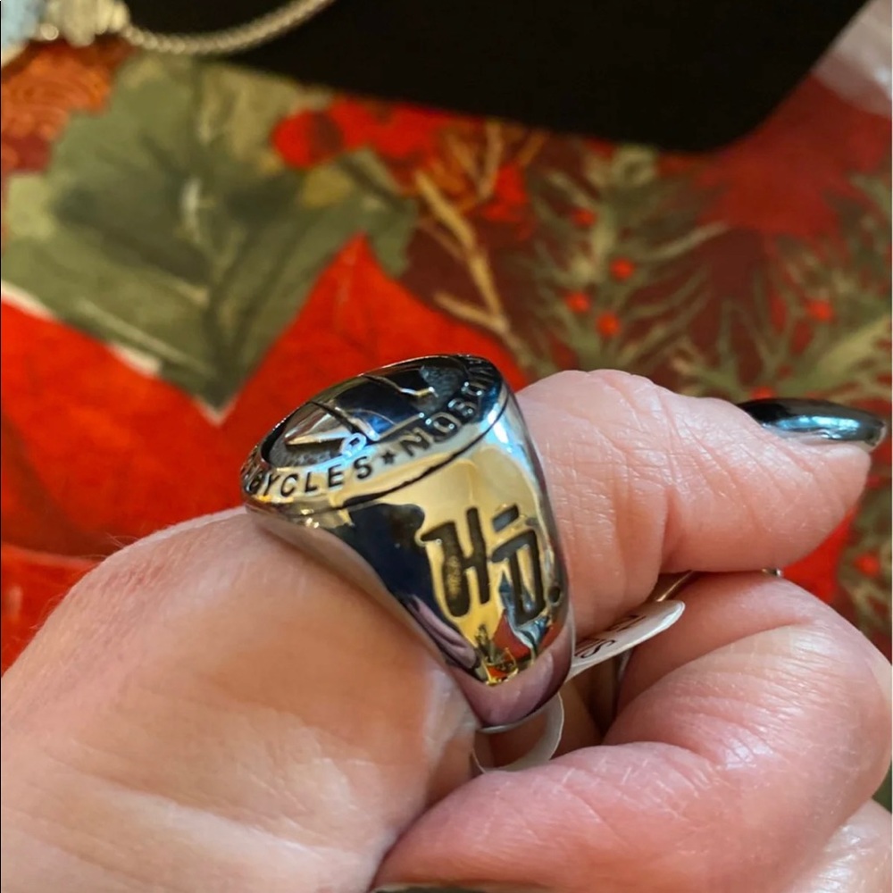 Limited! HD Mens Rings - Picture 6 of 9